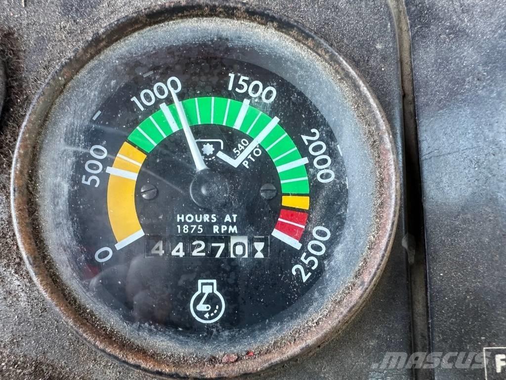 Massey Ferguson 265 Трактори