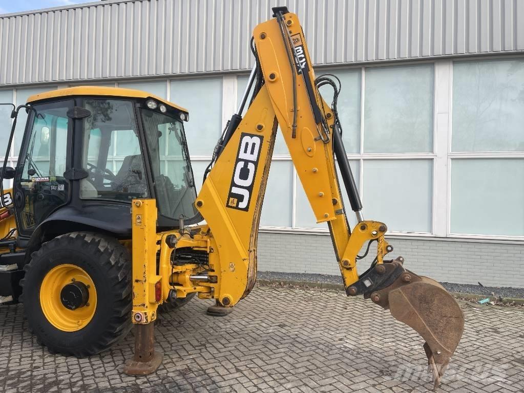 JCB 3 CX   2016   CE Товарач със заден ексватор