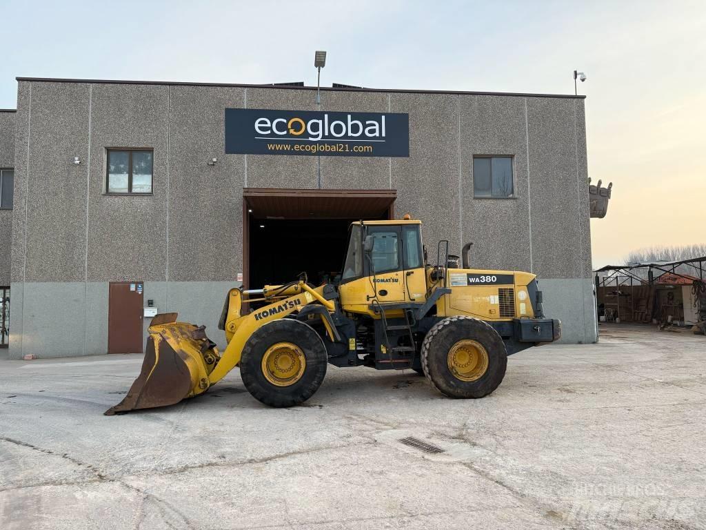 Komatsu WA 380-5H Колесни товарачи