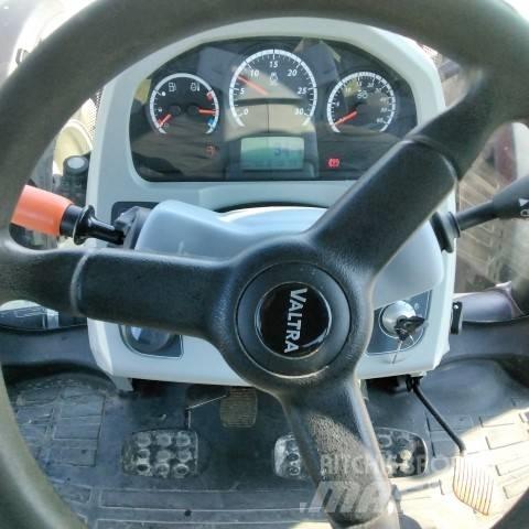 Valtra N 174 Трактори