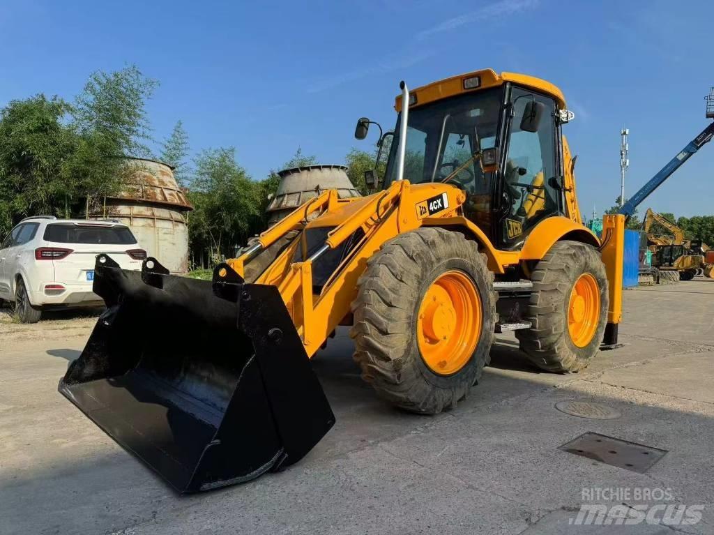 JCB 4 CX Товарач със заден ексватор