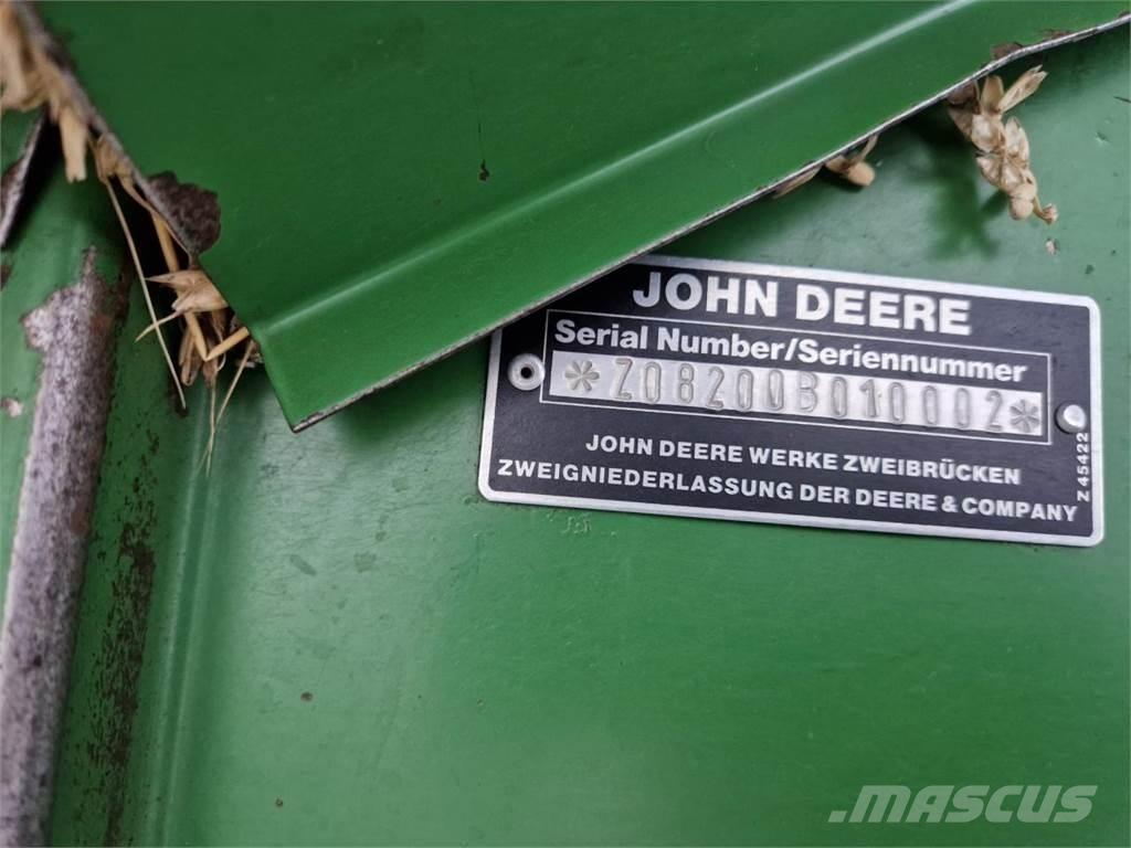 John Deere 2066 Комбайни