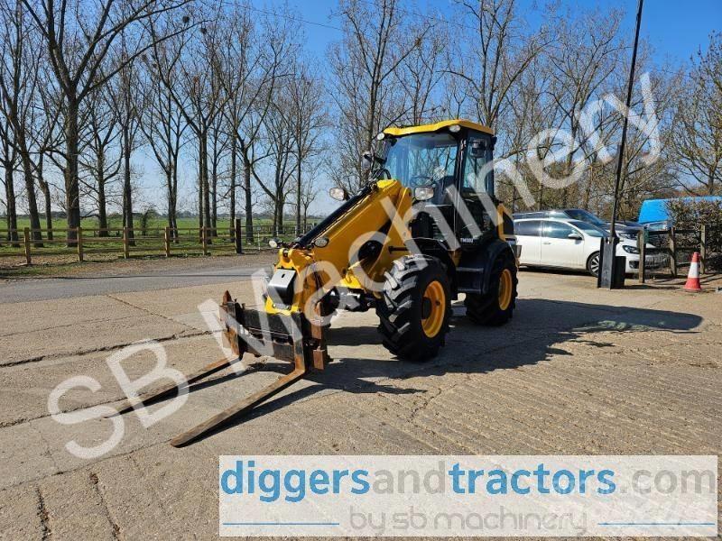 JCB TM 220 Колесни товарачи