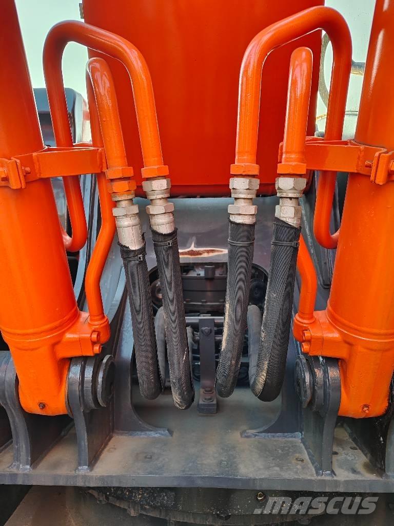 Hitachi ZX 210 Верижен екскаватор