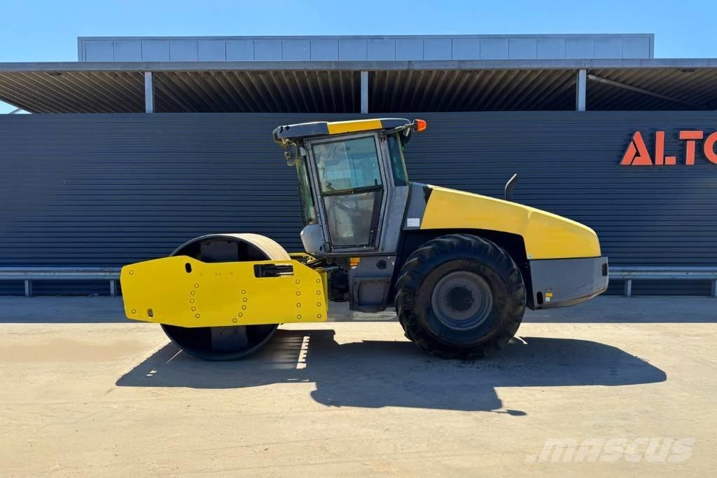 Dynapac CA3500D Еднобарабанни ролки
