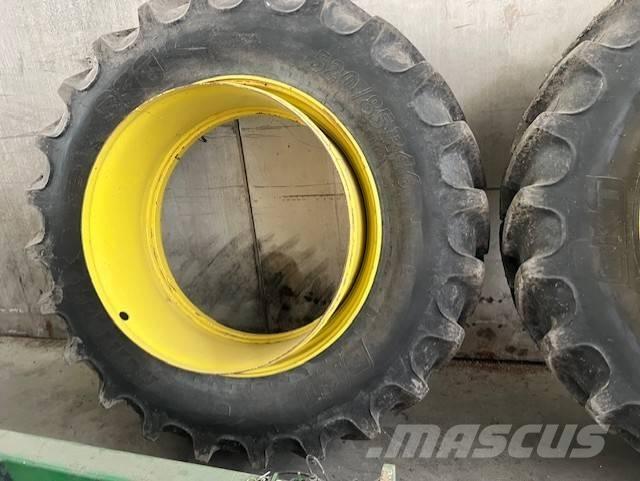 BKT 520/85R46 Колелета/Гуми
