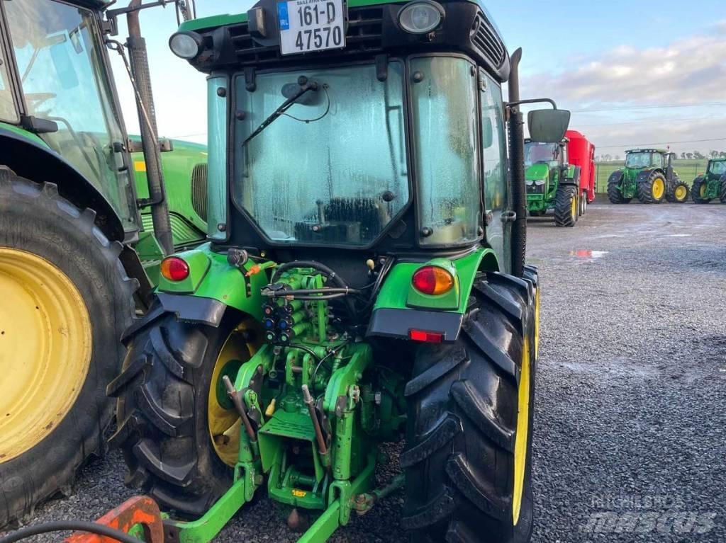John Deere 5085 GF Трактори