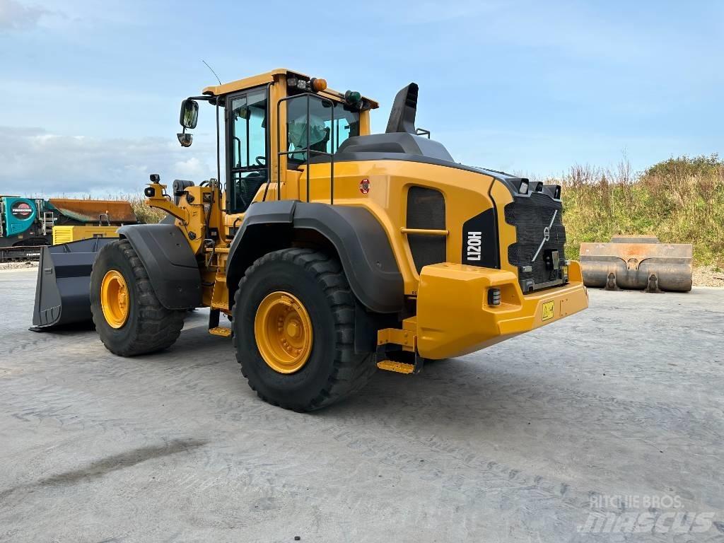 Volvo L 120 H Колесни товарачи