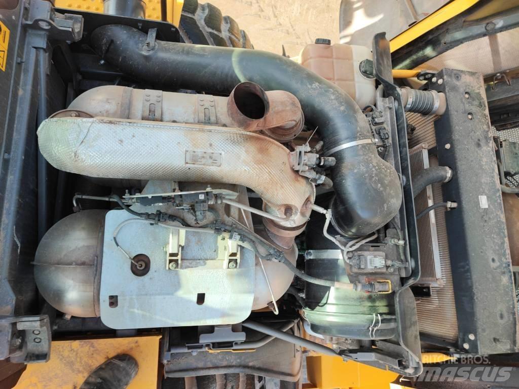 Volvo L 120 H Колесни товарачи