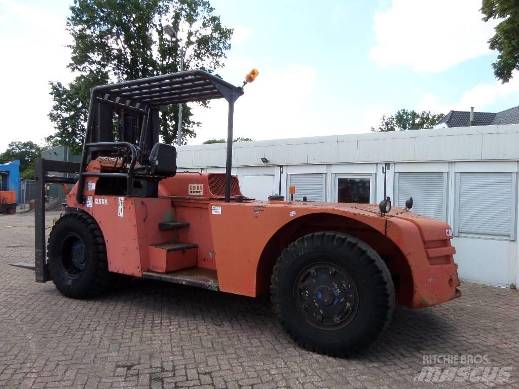 Clark CY450BD Дизелови камиони