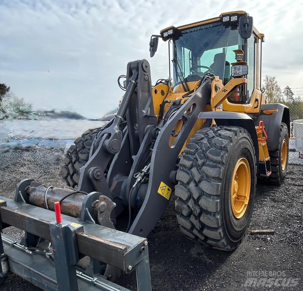 Volvo L 90 H Колесни товарачи