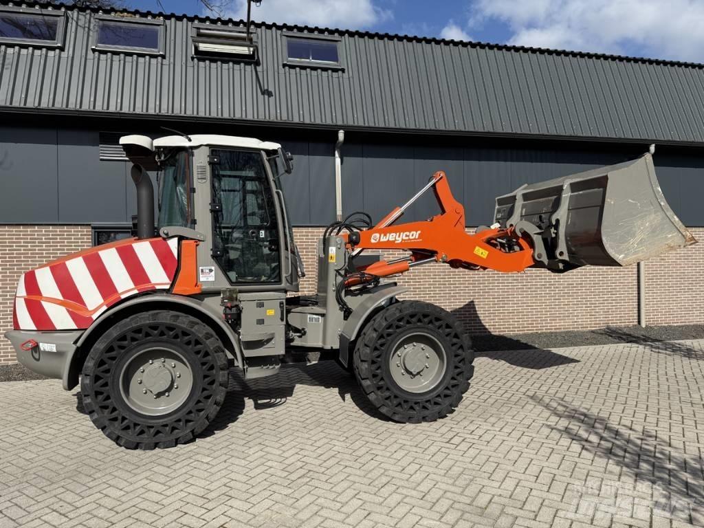 Weycor AR 560 Колесни товарачи