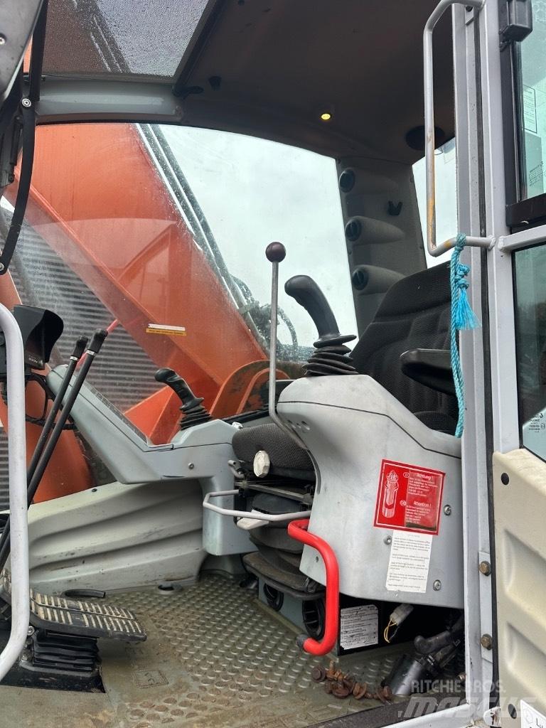 Terex TC240 Верижен екскаватор