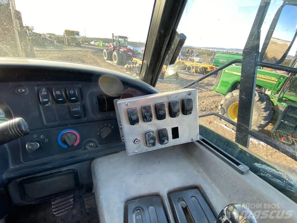 CAT 740 B Дъмпери/моторни превозни средства