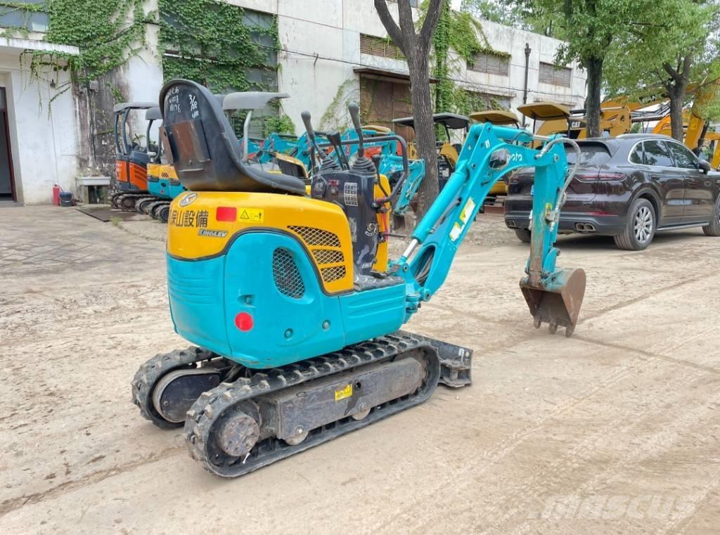Kubota U008 Мини екскаватори < 7 т