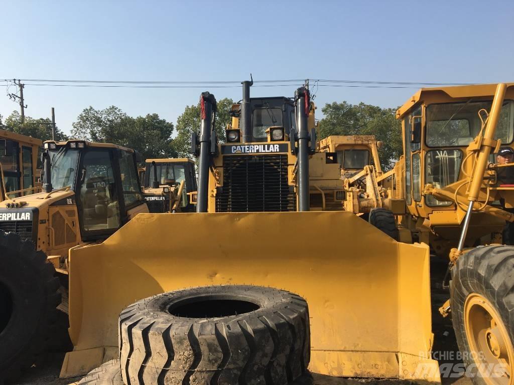 CAT D 7 H Верижни булдозери
