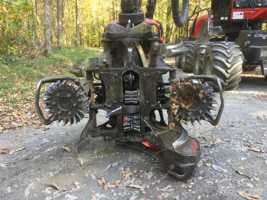 Komatsu 931 XC Харвестери