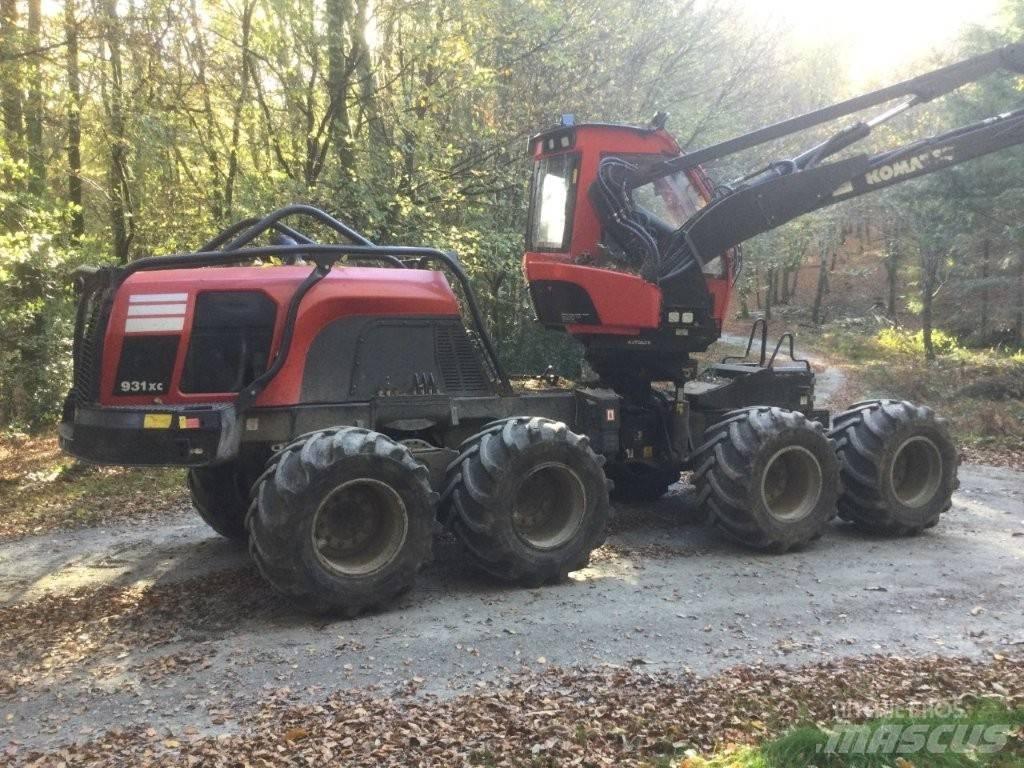 Komatsu 931 XC Харвестери