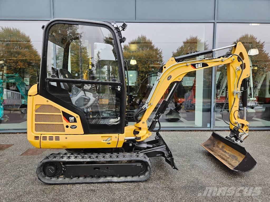 CAT 301.7 D Мини екскаватори < 7 т