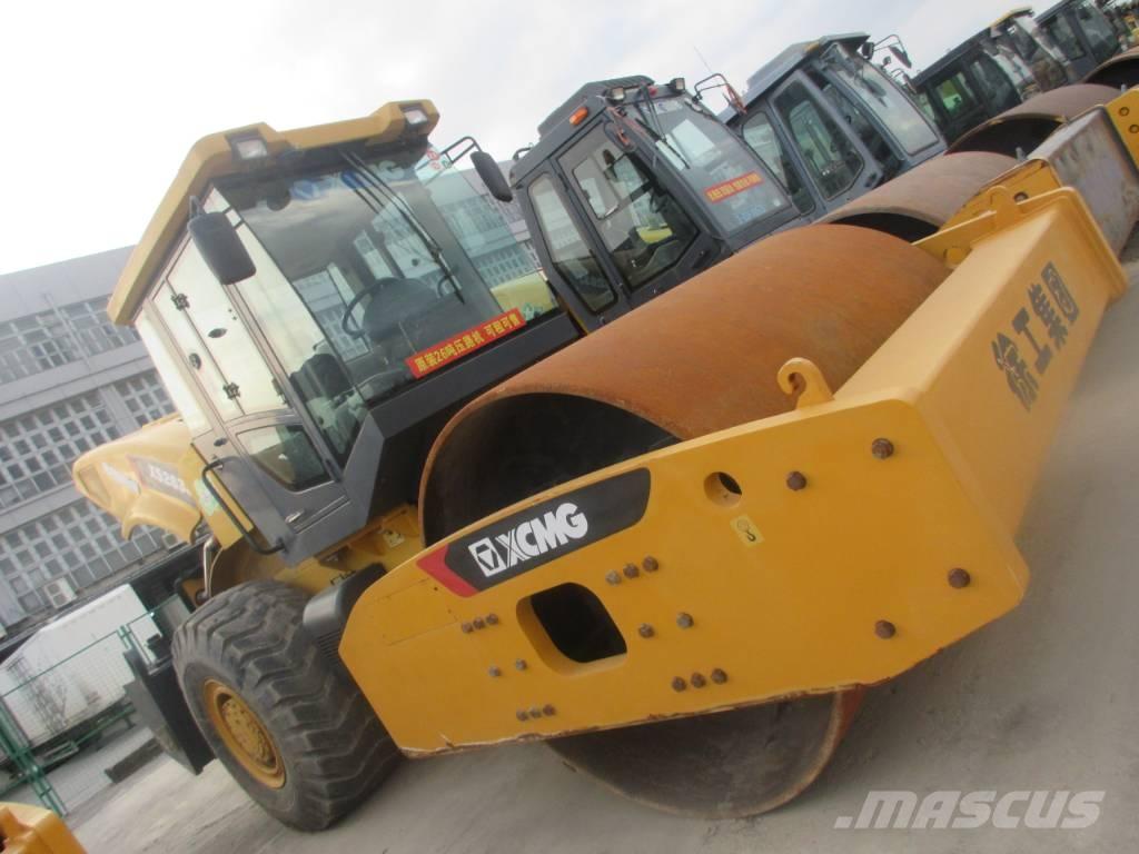 XCMG XS 263 J Еднобарабанни ролки
