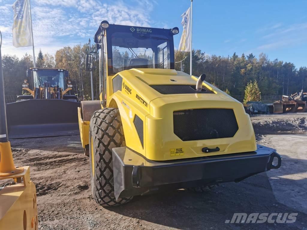 Bomag BW213D-5 Еднобарабанни ролки
