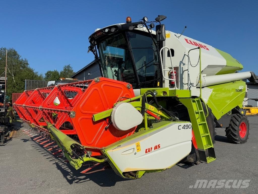 CLAAS Tucano 420 Комбайни