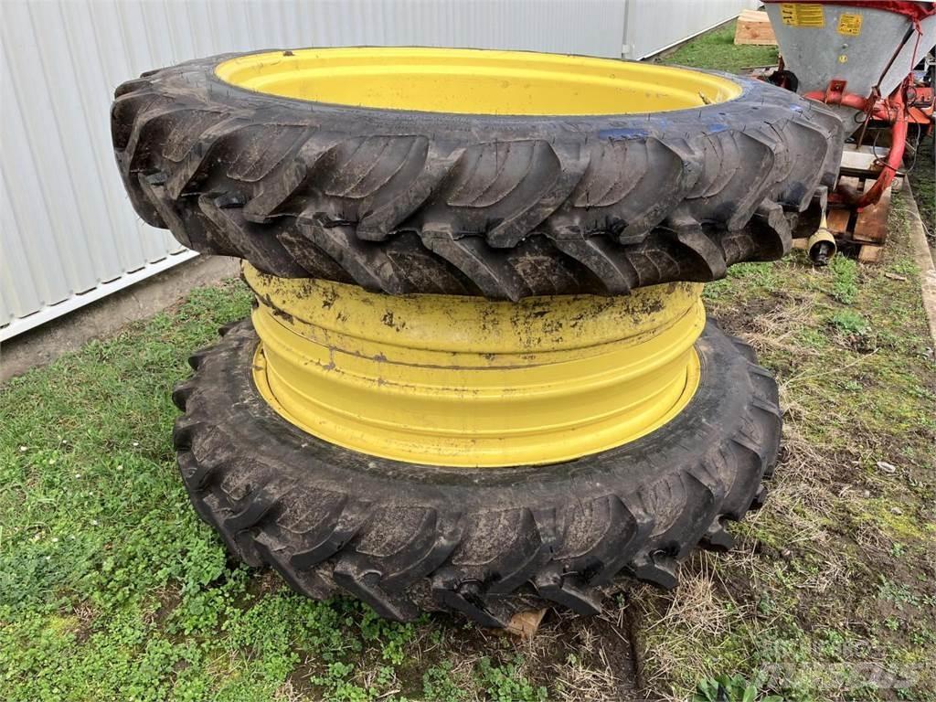 Taurus 270/95R44 Колелета/Гуми