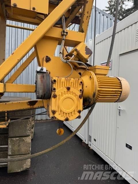 Liebherr 35 K Самоповдигащи кранове