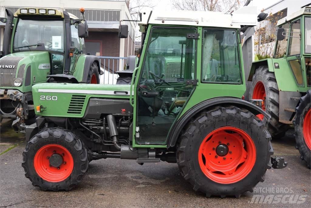 Fendt 260 V Трактори