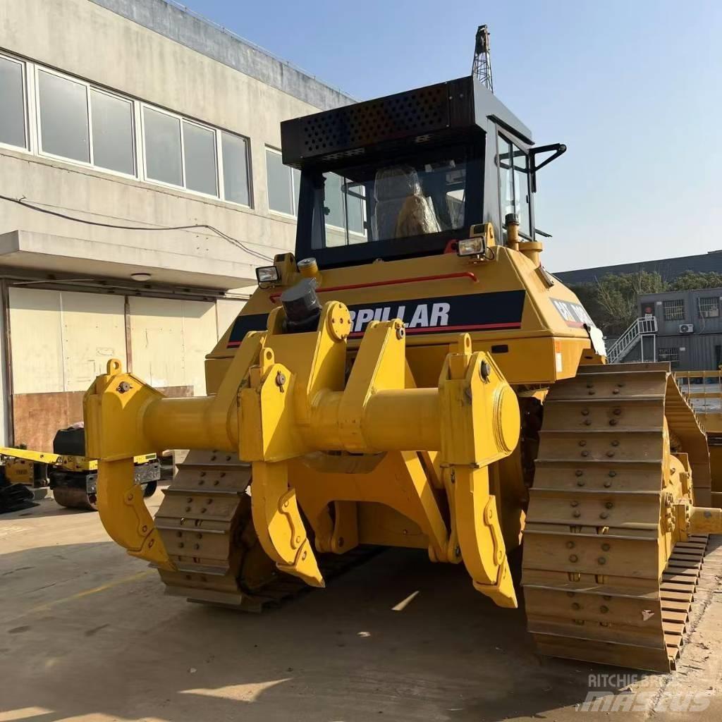 CAT D 8 R Верижни булдозери
