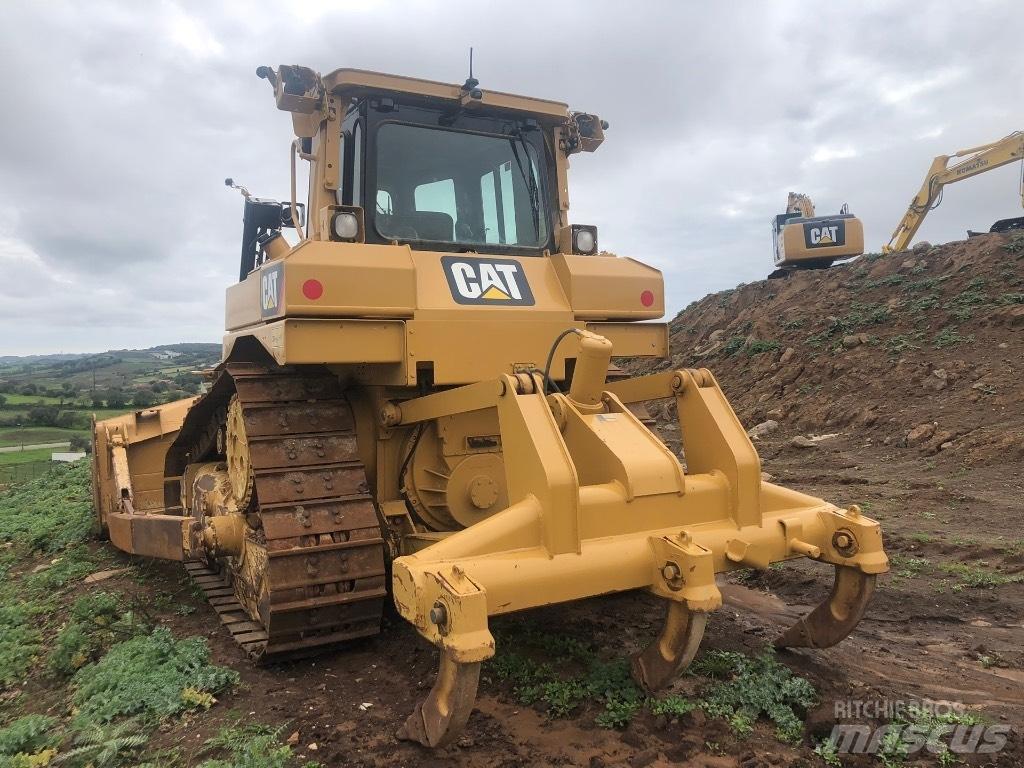 CAT D 6 T XW Верижни булдозери
