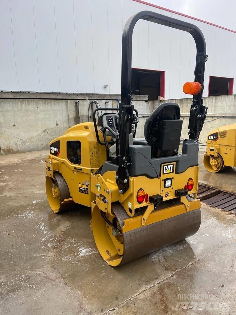 CAT CB 2.7 Двойни барабанни ролки
