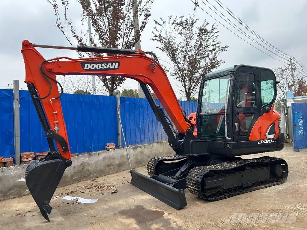 Doosan DX 60 Мини екскаватори < 7 т