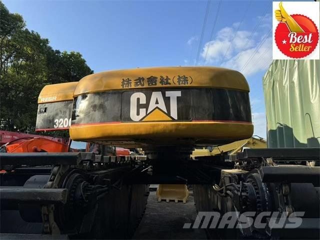 CAT 320 C Багери амфибии