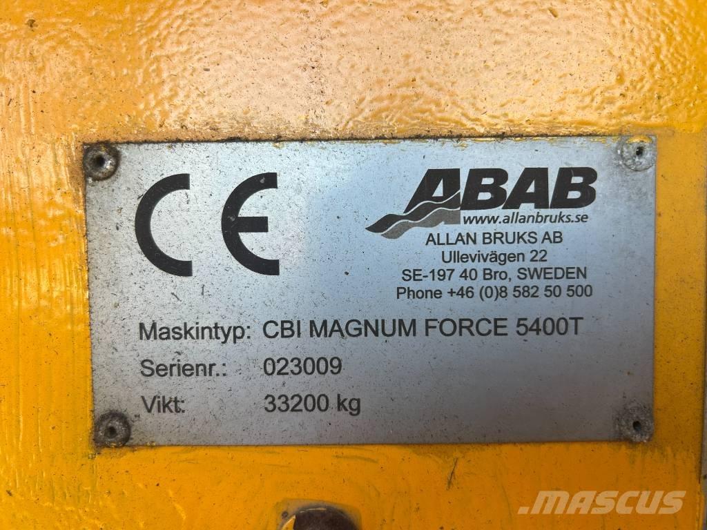 CBI 5400 Машини за кастрене на дървета