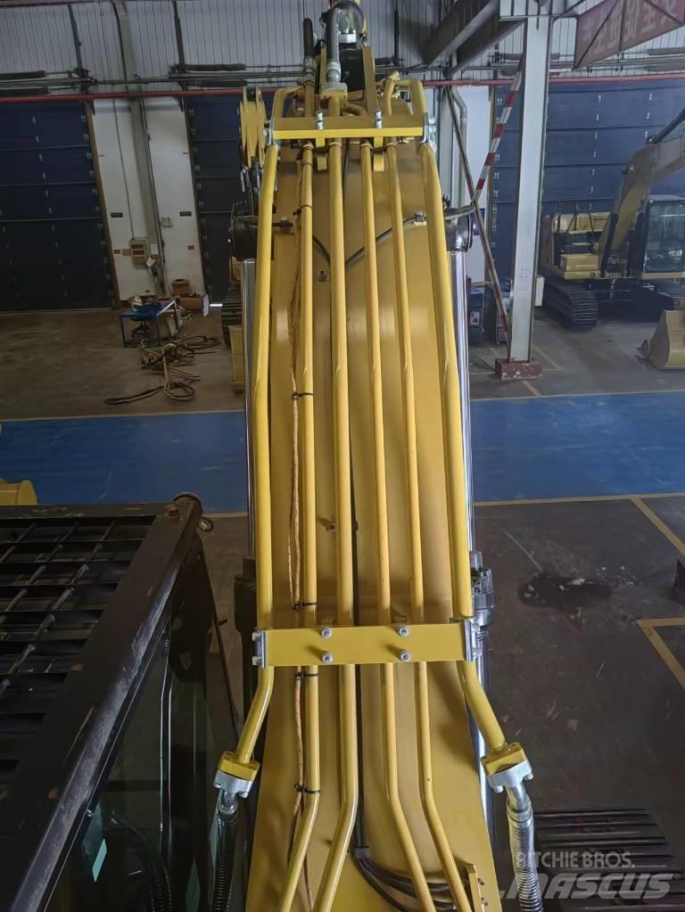 CAT 323 Верижен екскаватор