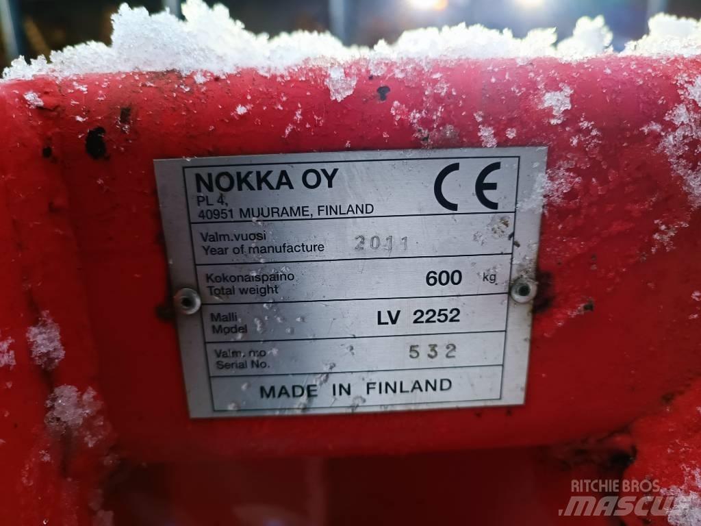 Esko LV 2252 Снегохвъргачки
