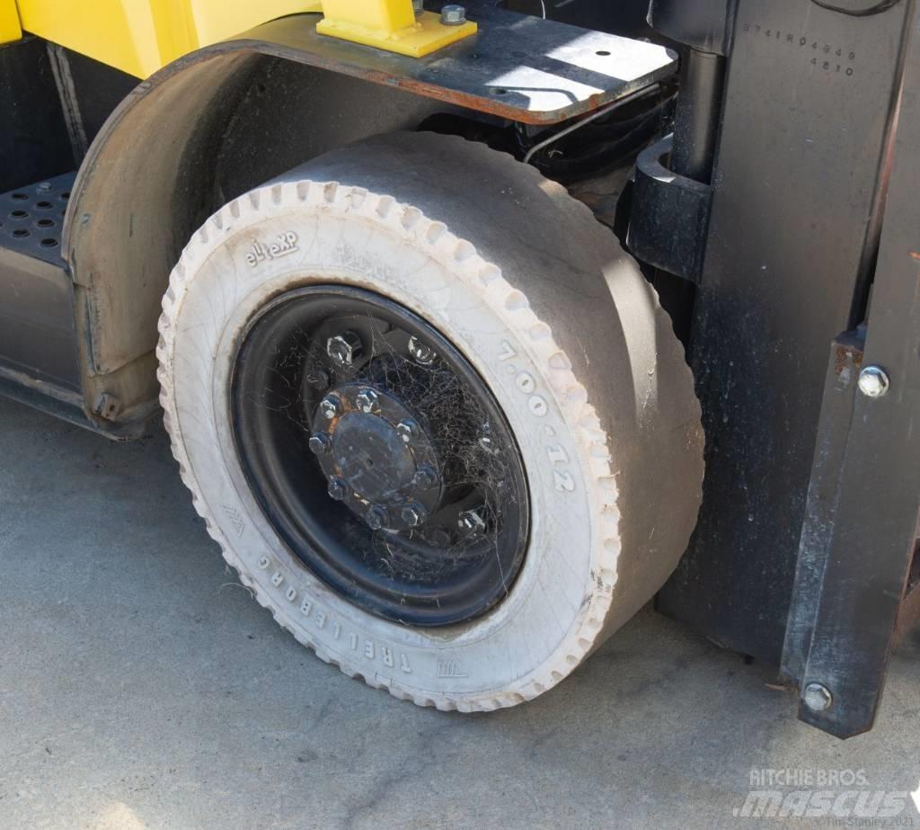 Hyster H2.5TX Камиони с АГУ
