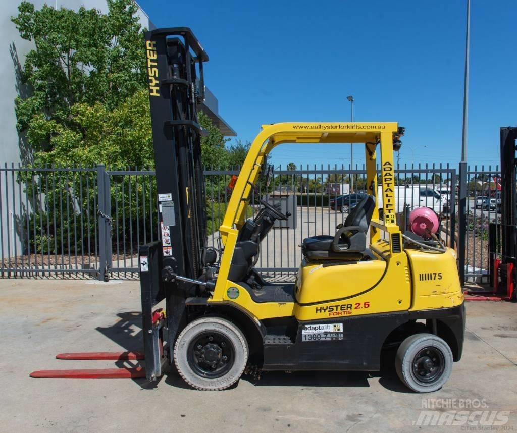 Hyster H2.5TX Камиони с АГУ