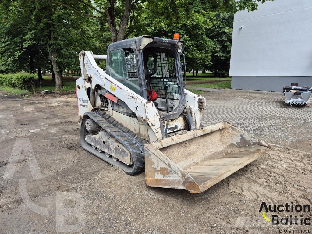 Bobcat T 590 Верижен товарач