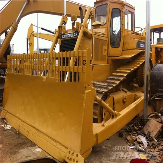 CAT D7H Верижни булдозери
