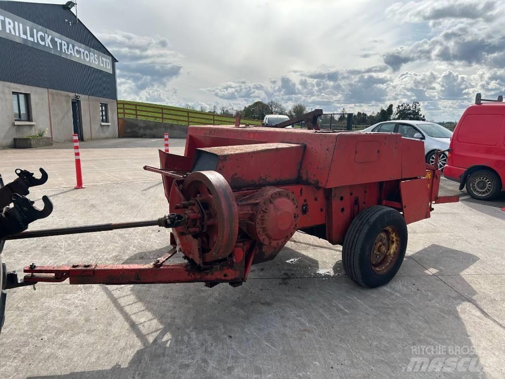Massey Ferguson 120 Балопреси квадратни
