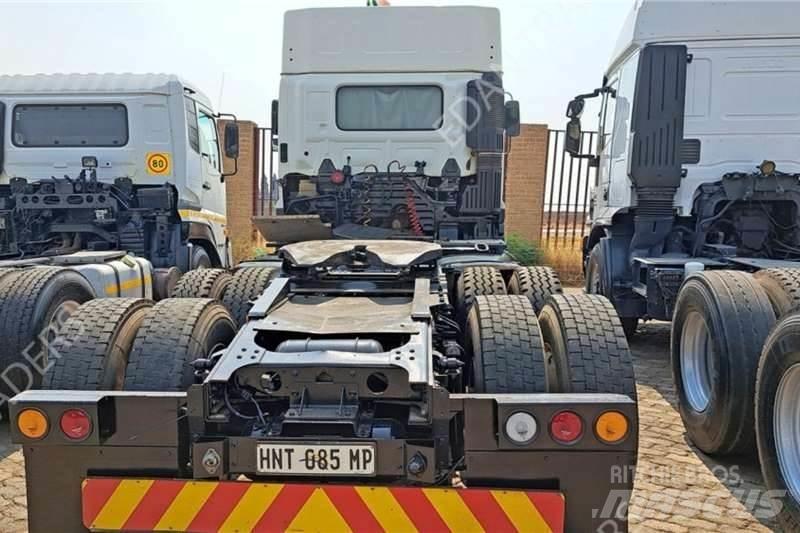 Hino 700 Други