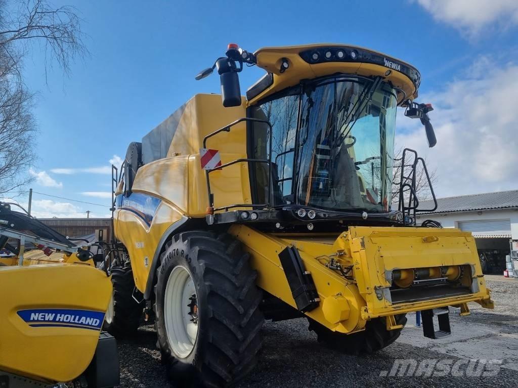 New Holland CX 8.70 Комбайни