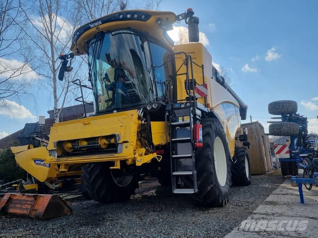 New Holland CX 8.70 Комбайни