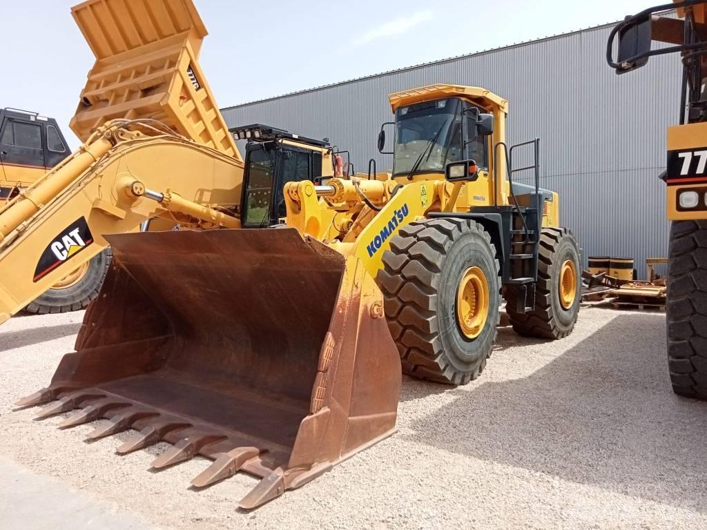 Komatsu WA500-3 Колесни товарачи