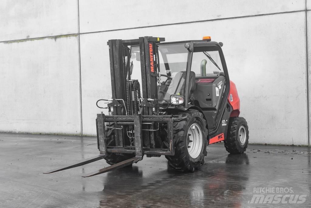 Manitou MC 30-4 D Дизелови камиони