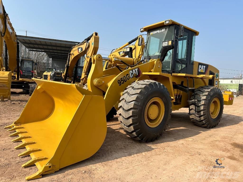 CAT 950G Колесни товарачи