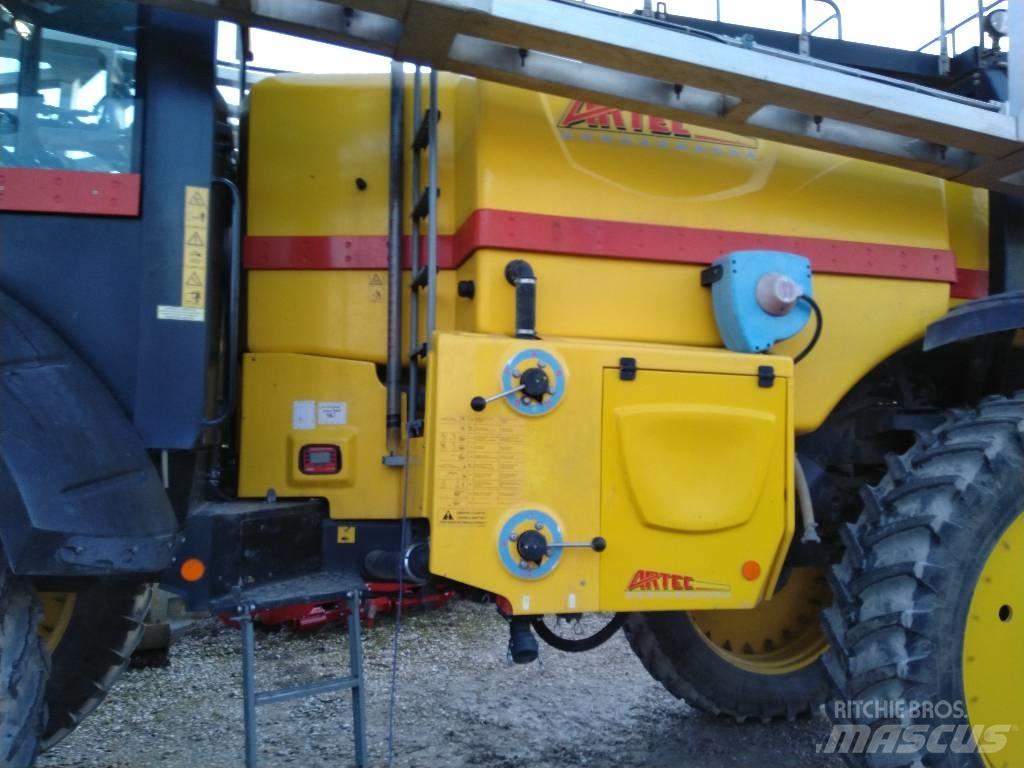 Artec F40 Самоходни пръскачки
