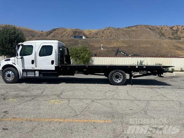 Freightliner M2 Автомобили за пътна помощ
